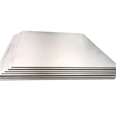 Pelat Titanium